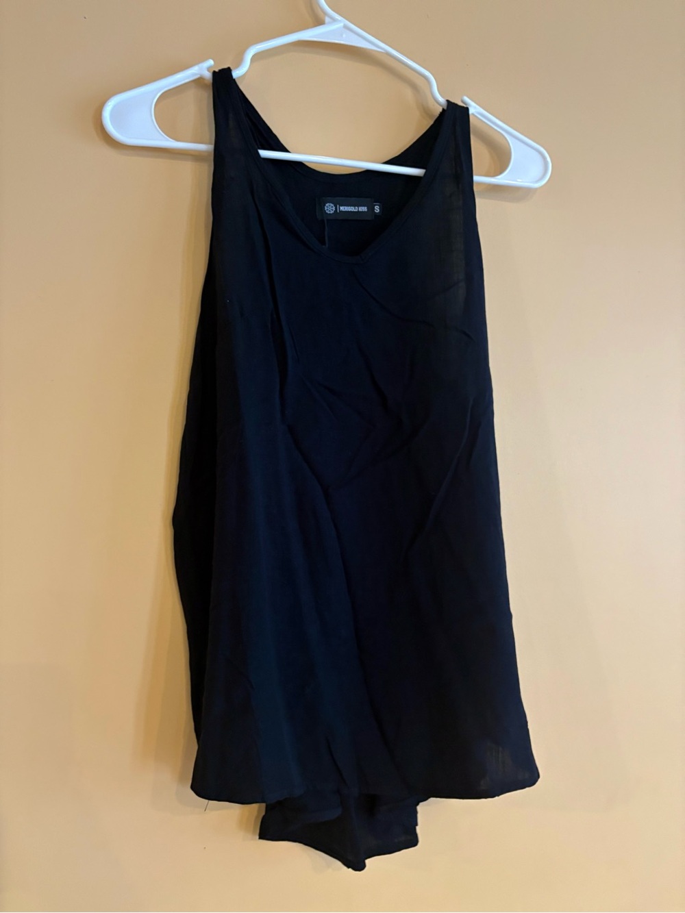 Lightweight Black V-Neck Tank Top - Women's
